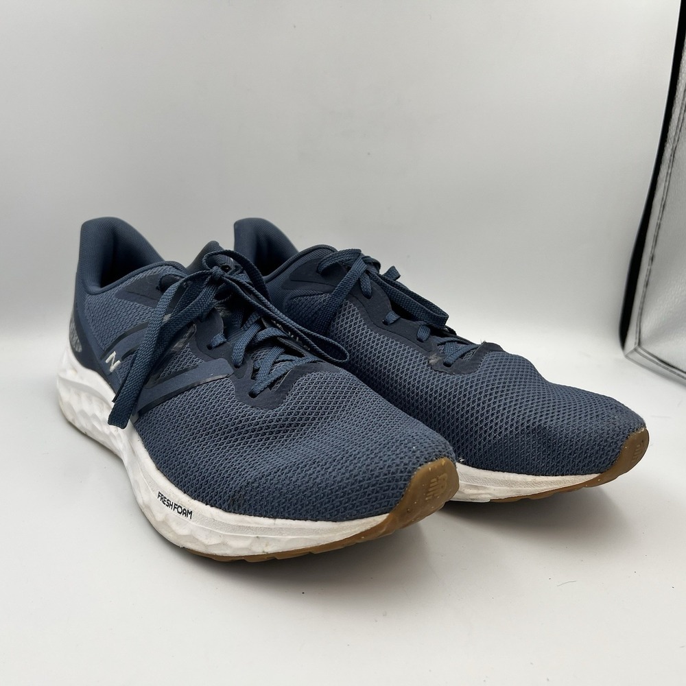New Balance Arishi V4 Sneakers Mens 11.5 Blue Mesh Slip Resistant Running Shoe